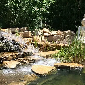 https://mas-le-nathakassou.aixenprovencehotels.org